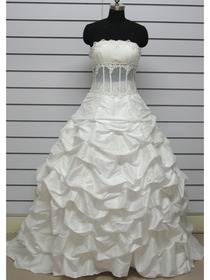 Ball Gown Strapless Appliques Beading Court Train Taffeta Wedding Dress (ME8107)