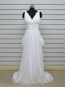 Pencil V-Neck Sleeveless Chiffon Ruched Wedding Dress (Mali)